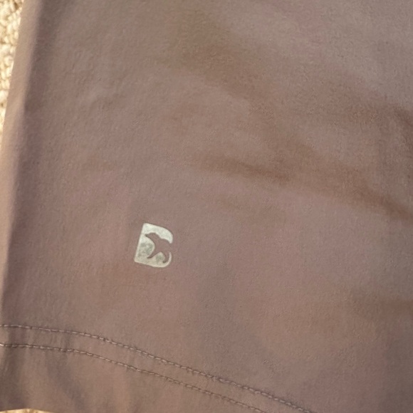 Bearbottom Base short in Gray 7 inch - Picture 4 of 5